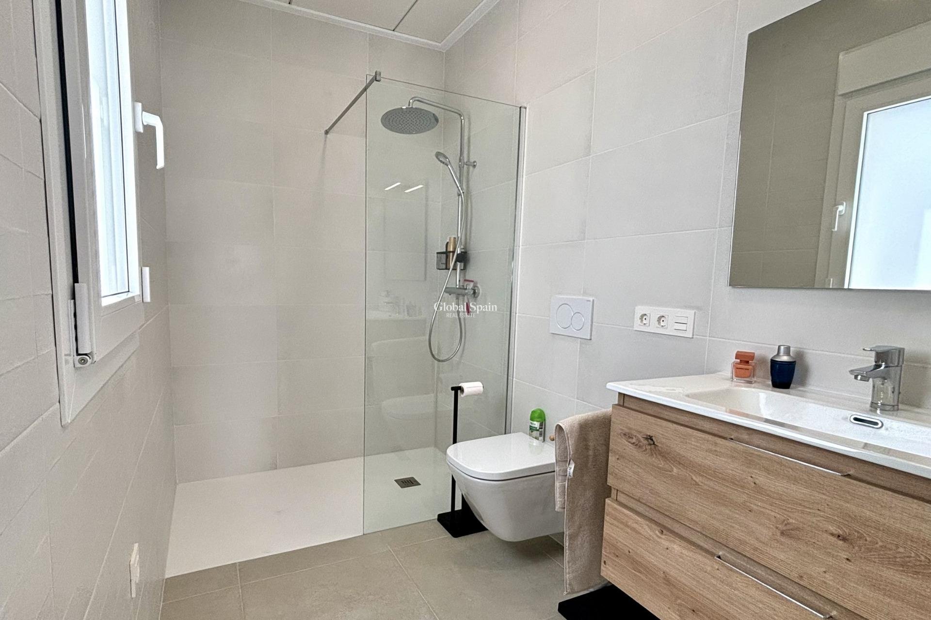 Nouvelle construction - Villa -
ROJALES - Atalaya Park