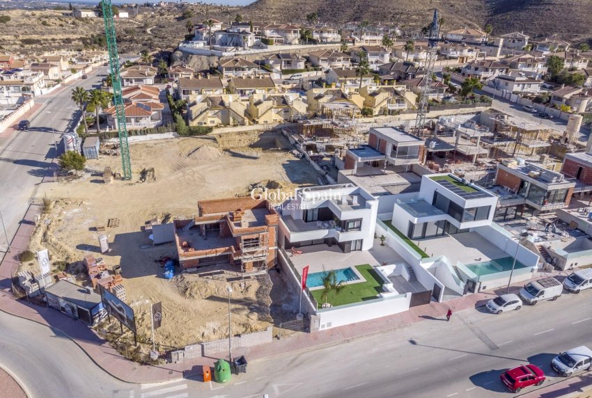 Nouvelle construction - VILLA -
ROJALES - Benimar