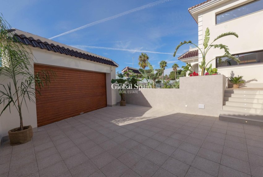 Nouvelle construction - Villa -
ROJALES - Ciudad Quesada