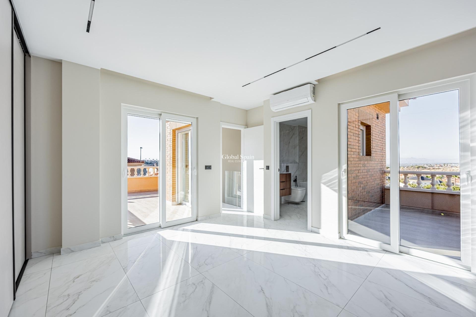 Nouvelle construction - VILLA -
ROJALES - Ciudad Quesada