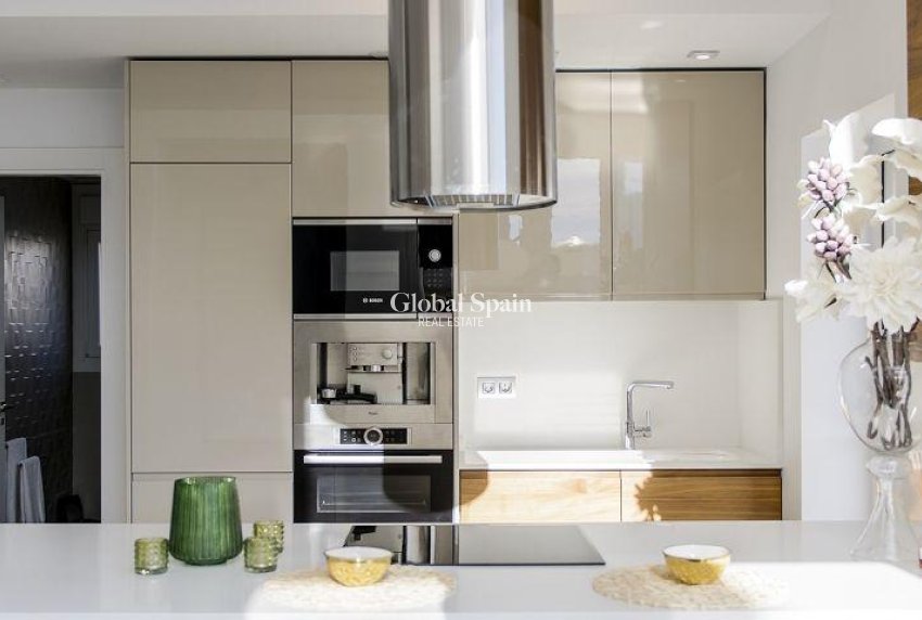 Nouvelle construction - VILLA -
ROJALES - Ciudad Quesada