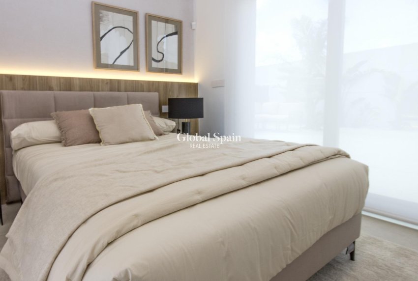 Nouvelle construction - VILLA -
ROJALES - Ciudad Quesada