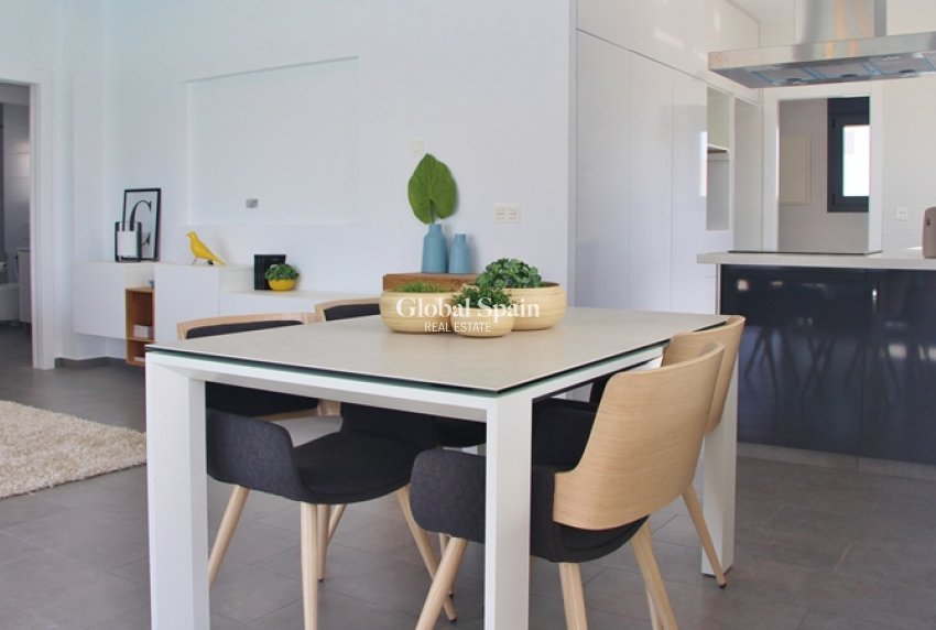 Nouvelle construction - VILLA -
ROJALES - Rojales