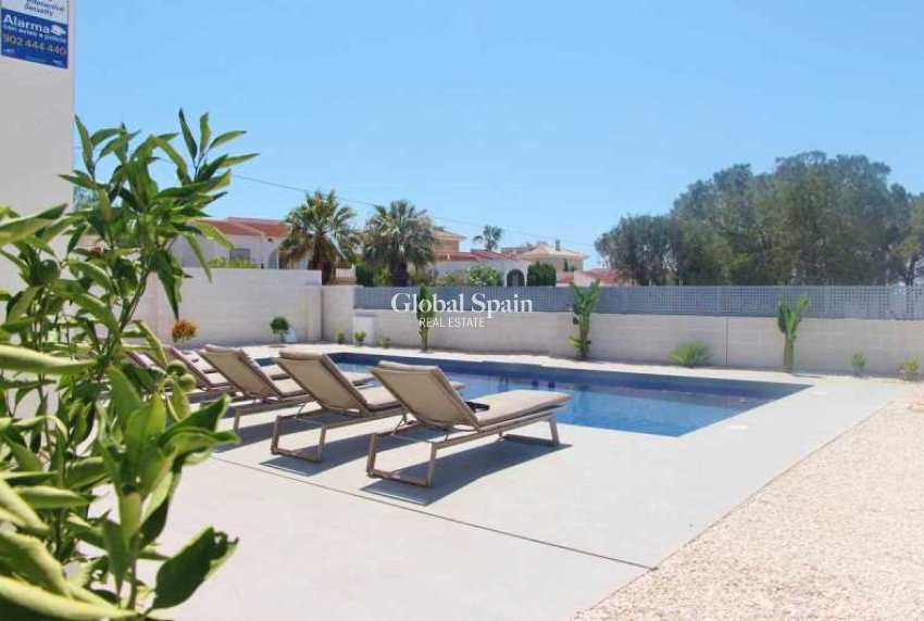 Nouvelle construction - VILLA -
ROJALES - Rojales