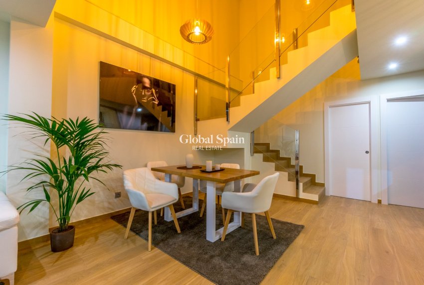 Nouvelle construction - VILLA -
ROJALES