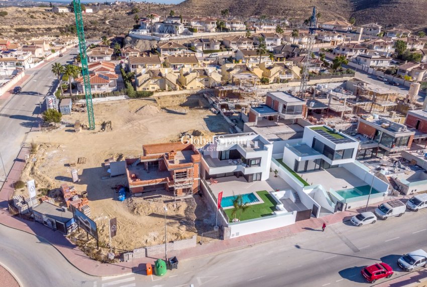 Nouvelle construction - Villa -
ROJALES