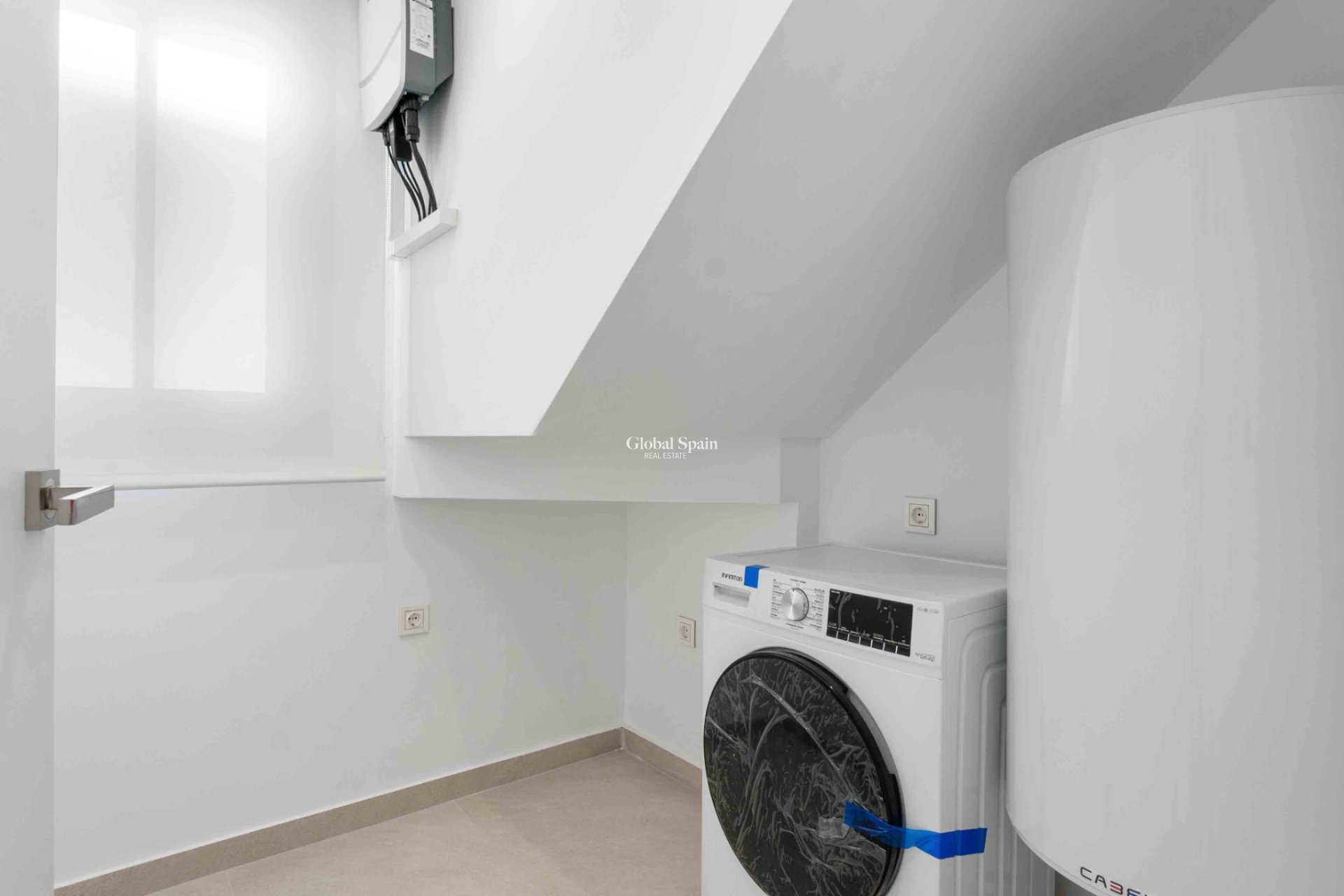 Nouvelle construction - Villa -
ROJALES