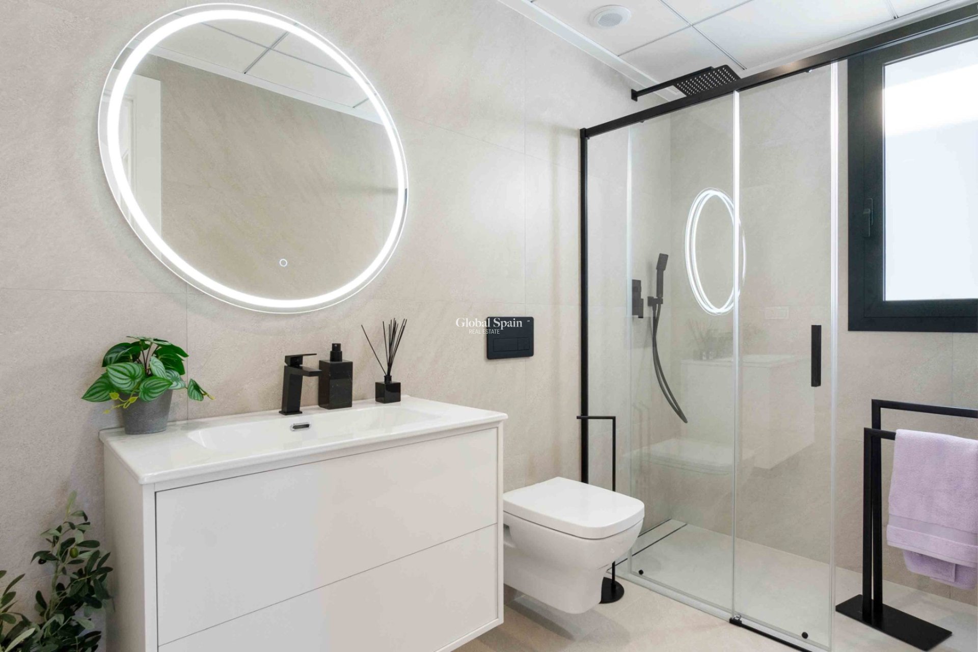 Nouvelle construction - Villa -
ROJALES