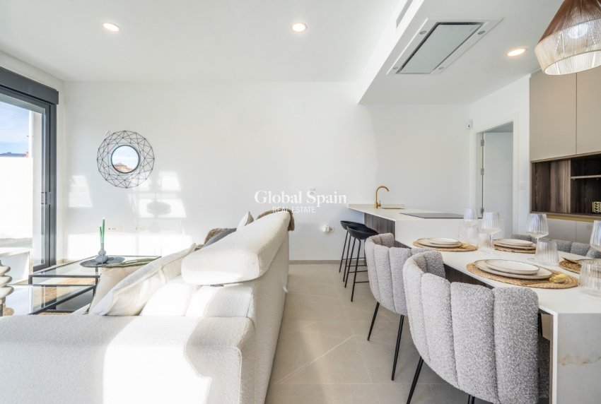 Nouvelle construction - VILLA -
ROLDÁN