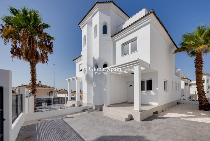 Nouvelle construction - VILLA -
SAN FULGENCIO - El Oasis
