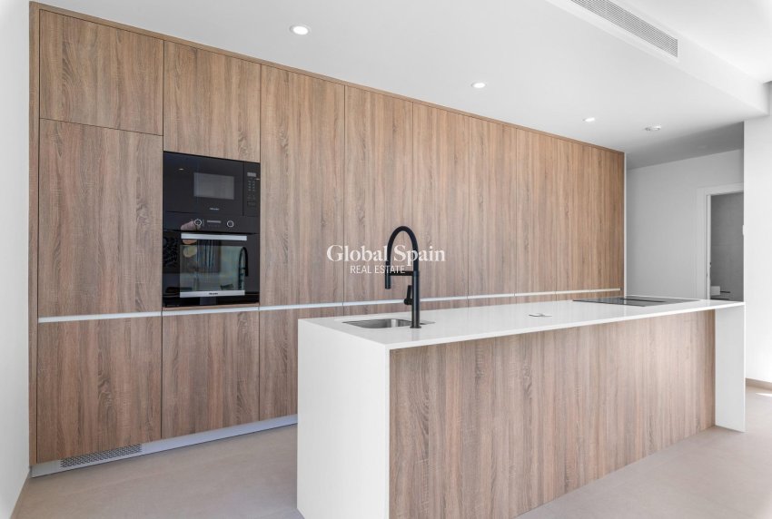 Nouvelle construction - VILLA -
SAN JAVIER - Parque del doce