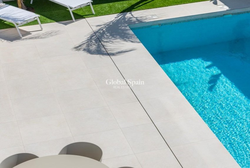 Nouvelle construction - VILLA -
SAN JAVIER - Parque del doce