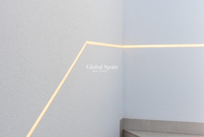 Nouvelle construction - VILLA -
SAN JAVIER - Parque del doce