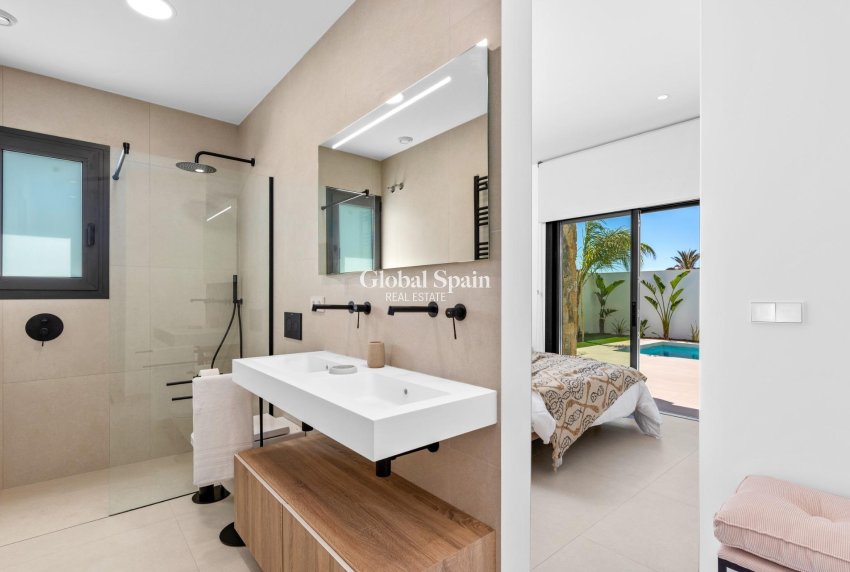Nouvelle construction - VILLA -
SAN JAVIER - Parque del doce