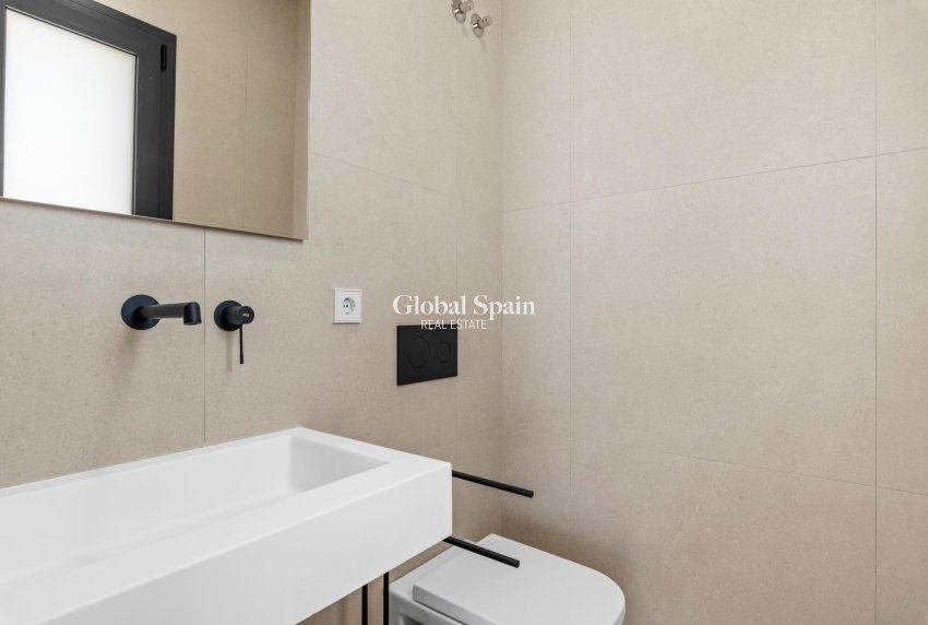 Nouvelle construction - VILLA -
SAN JAVIER - Parque del doce