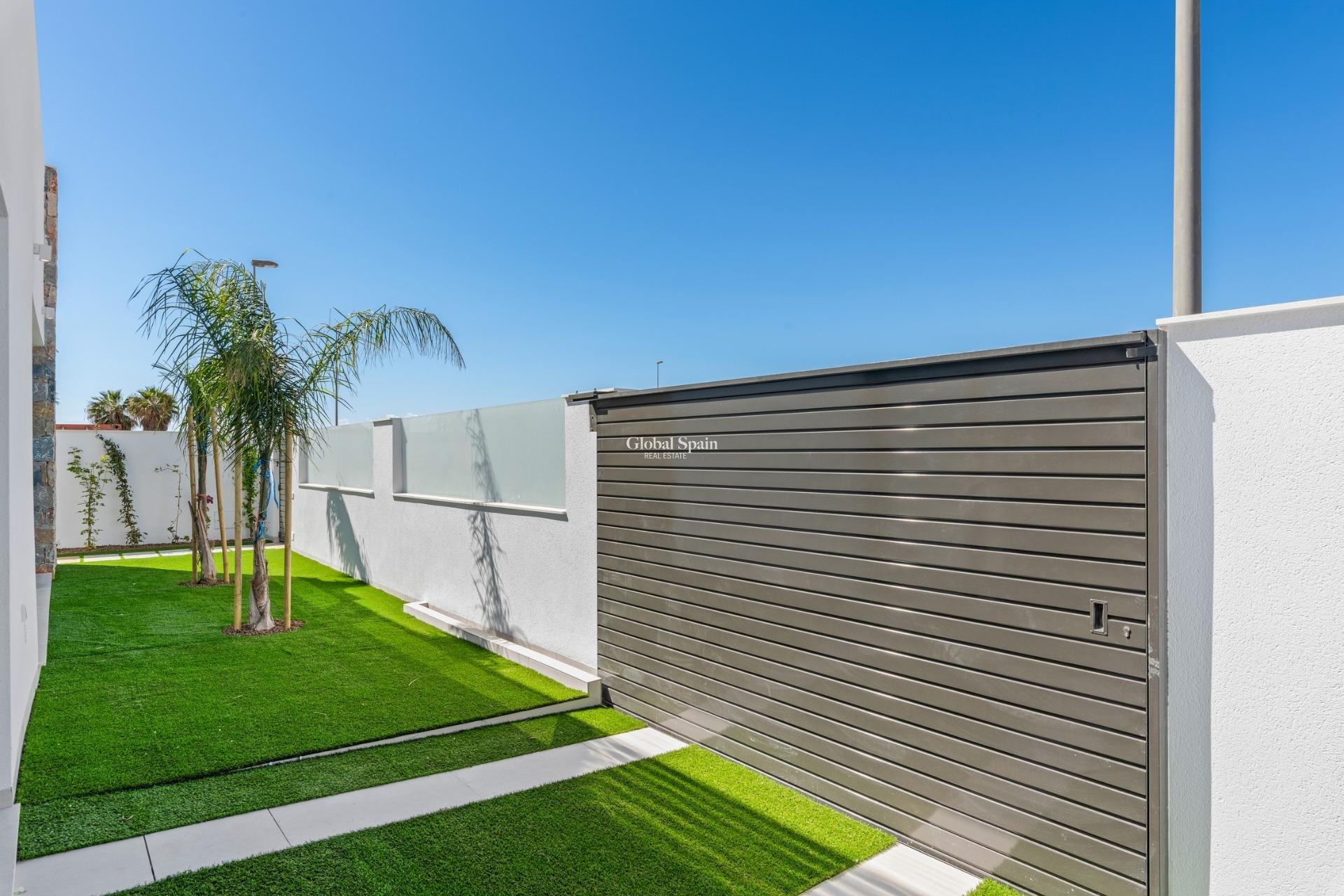 Nouvelle construction - VILLA -
SAN JAVIER - Parque del doce