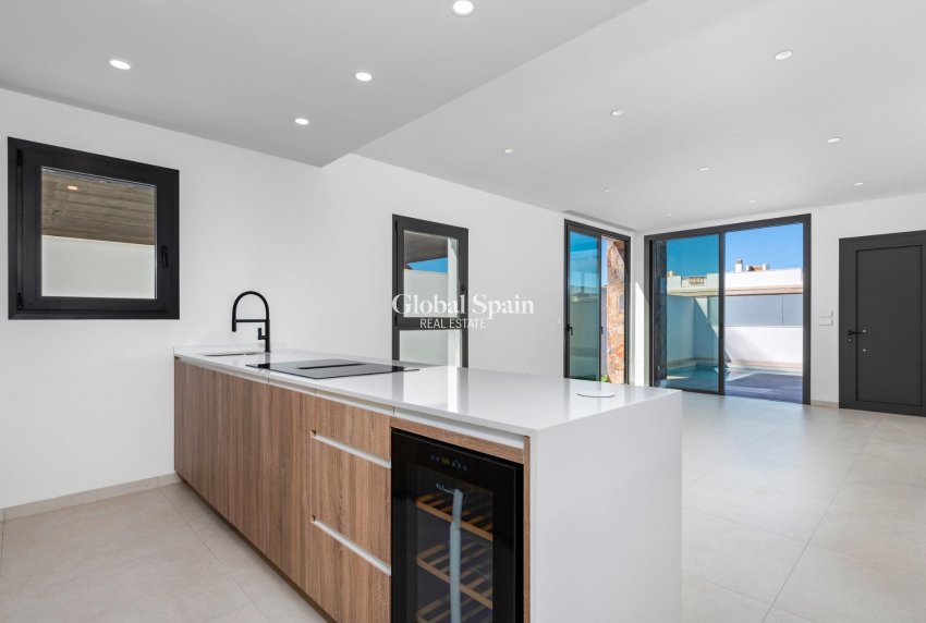 Nouvelle construction - VILLA -
SAN JAVIER - Parque del doce