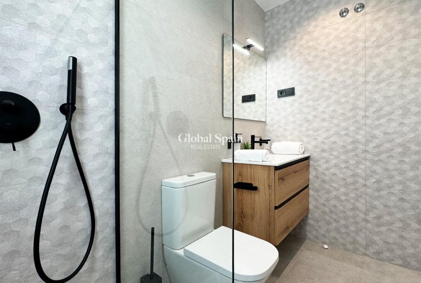 Nouvelle construction - Villa -
SAN MIGUEL DE SALINAS - BLUE LAGOON