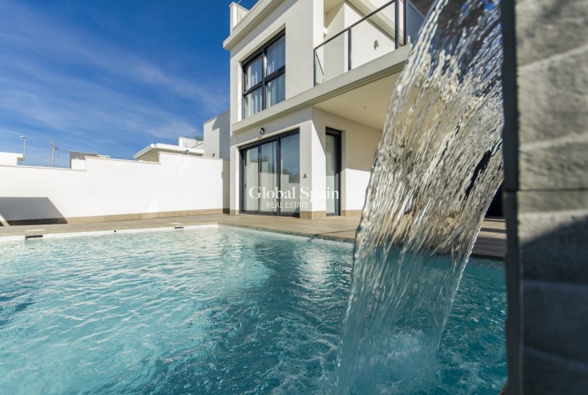 Nouvelle construction - VILLA -
SAN MIGUEL DE SALINAS - Cerro del Sol