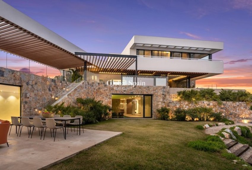 Nouvelle construction - VILLA -
SAN MIGUEL DE SALINAS - LAS COLINAS GOLF RESORT