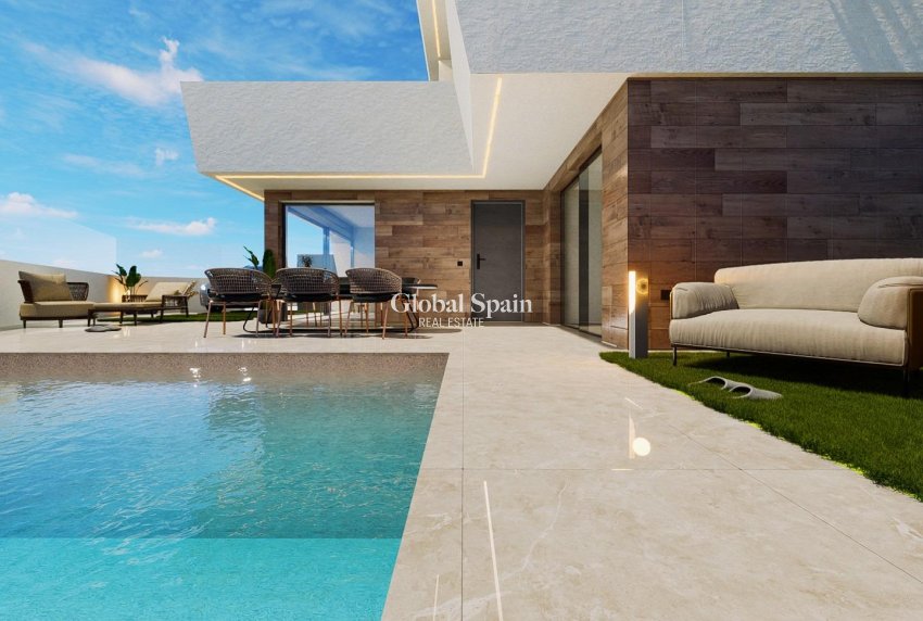 Nouvelle construction - VILLA -
SAN PEDRO DEL PINATAR - CENTRO