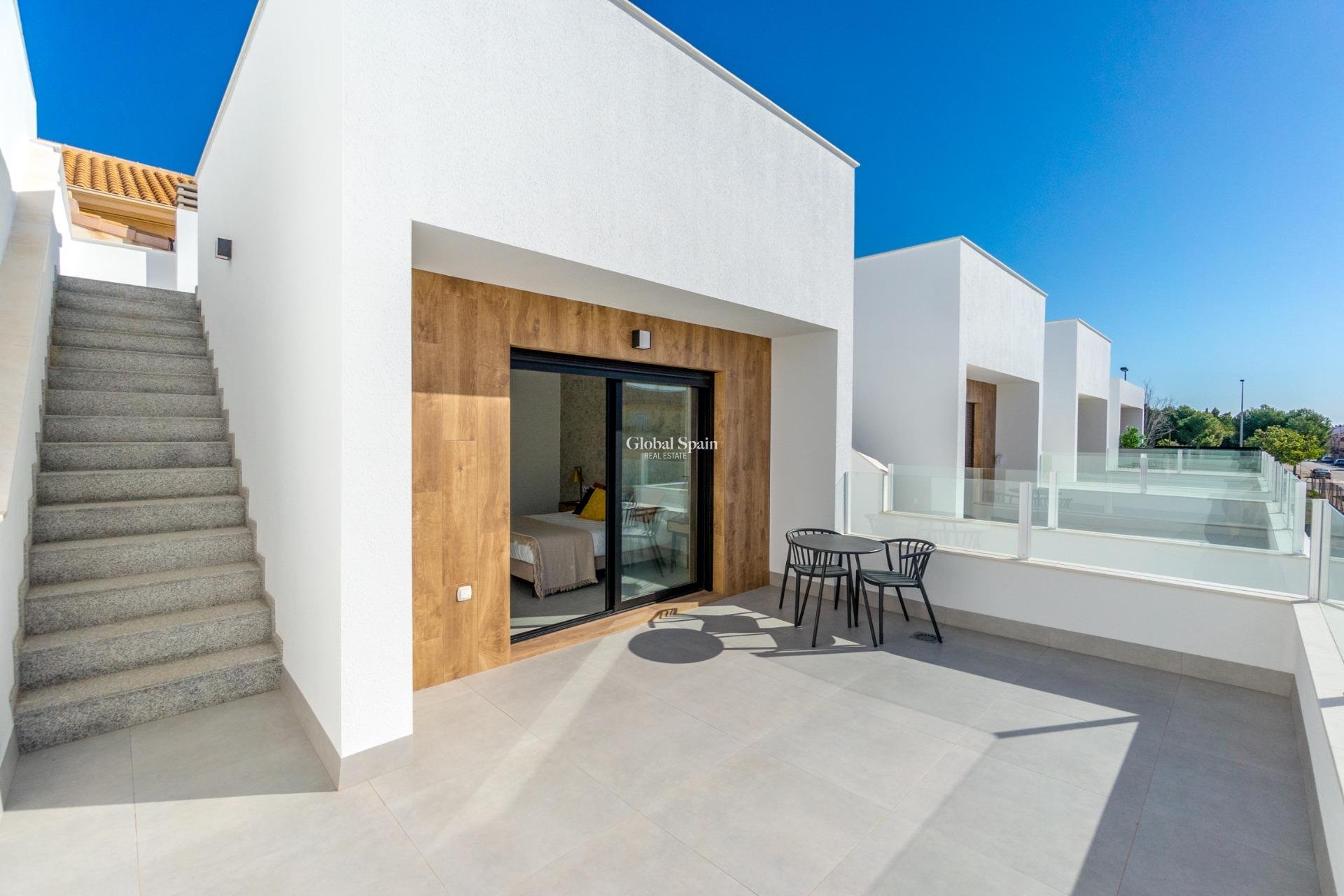 Nouvelle construction - VILLA -
SAN PEDRO DEL PINATAR - Polideportivo