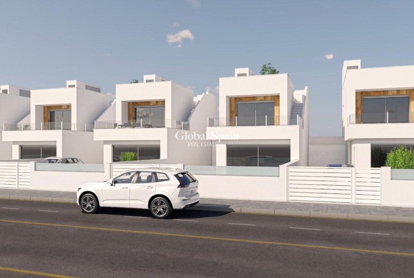 Nouvelle construction - VILLA -
SAN PEDRO DEL PINATAR - Polideportivo