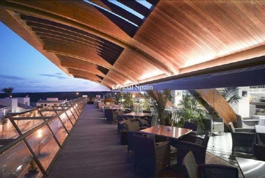 Nouvelle construction - VILLA -
SUCINA - Peraleja Golf