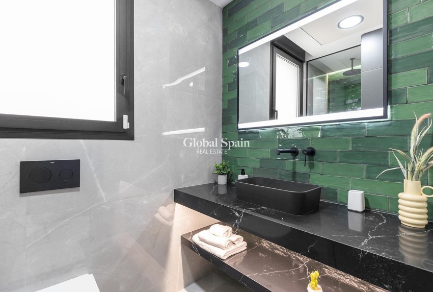 Nouvelle construction - VILLA -
TORREVIEJA - LOS BALCONES - LOS ALTOS