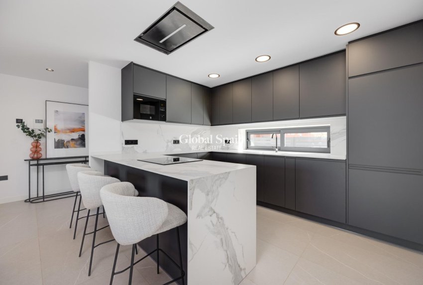 Nouvelle construction - VILLA -
TORREVIEJA - Sector 25