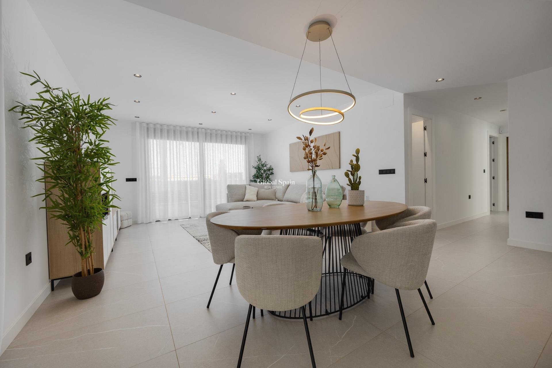 Nouvelle construction - VILLA -
TORREVIEJA - Sector 25