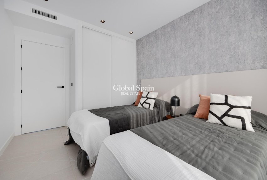 Nouvelle construction - VILLA -
TORREVIEJA - Sector 25