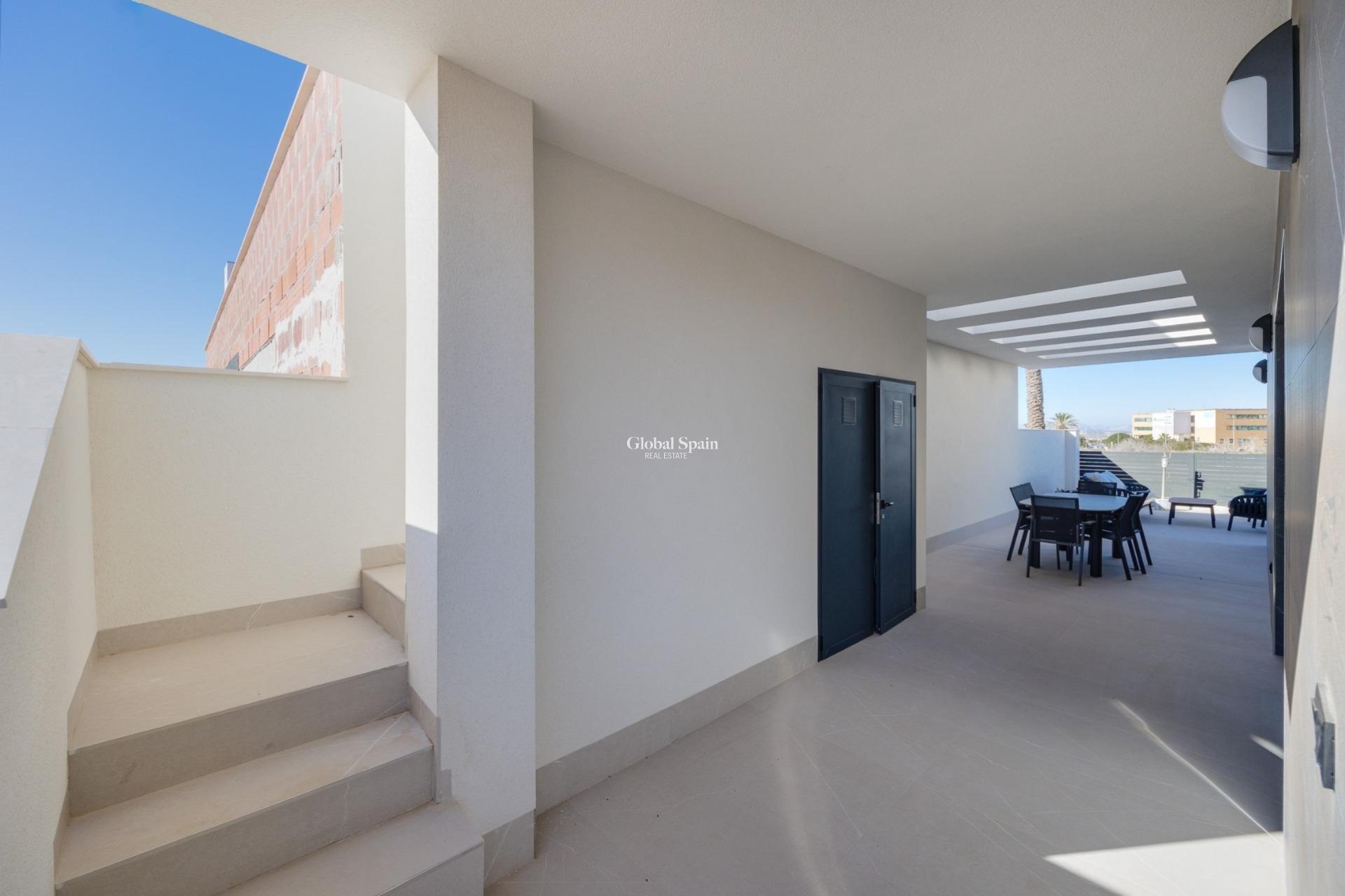 Nouvelle construction - VILLA -
TORREVIEJA - Sector 25