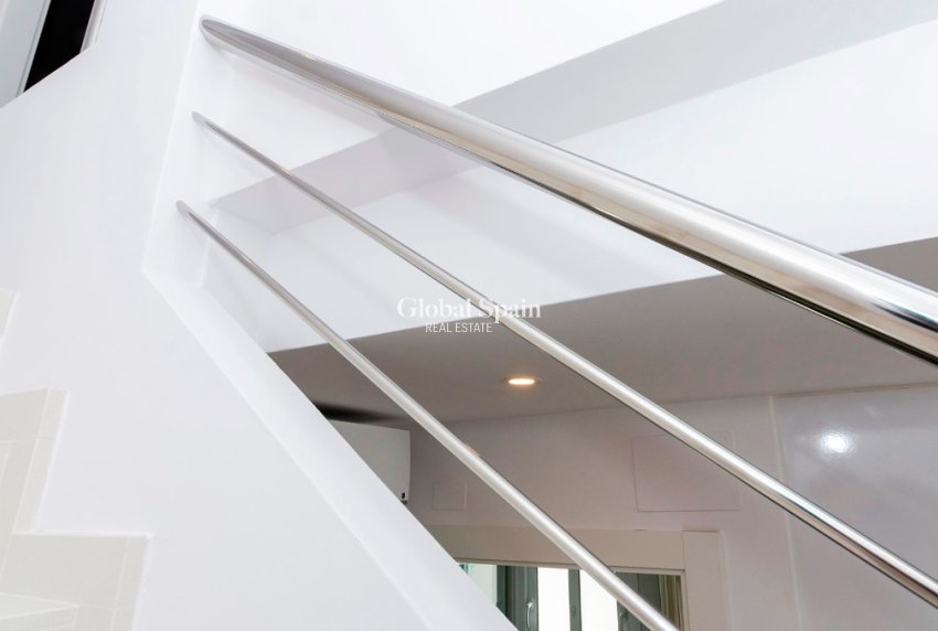 Nouvelle construction - Villa -
TORREVIEJA - Torreta