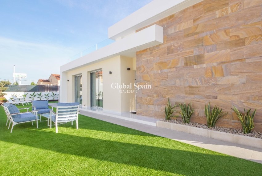 Nouvelle construction - Villa -
TORREVIEJA - Torrevieja