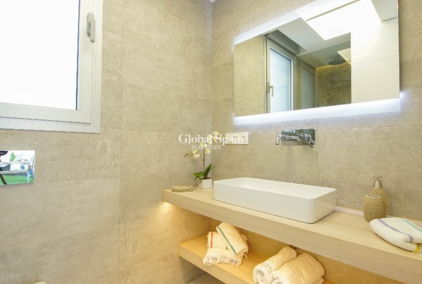 Nouvelle construction - Villa -
TORREVIEJA - Torrevieja