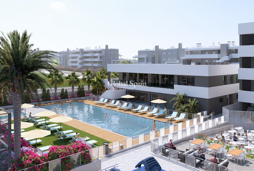 Nouvelle construction - VILLA -
TORREVIEJA