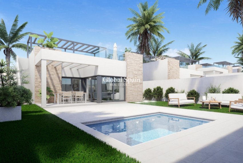 Nouvelle construction - VILLA -
VERA - Valle del Este Golf