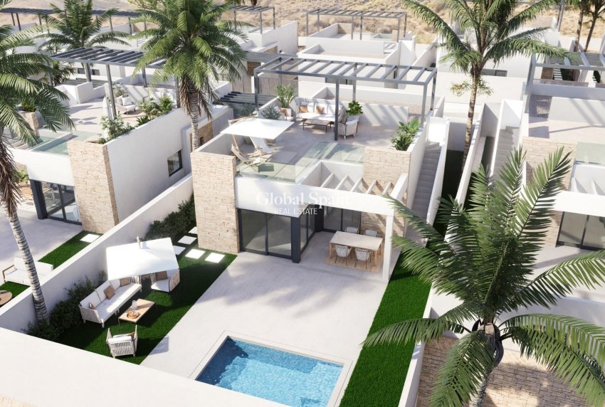 Nouvelle construction - VILLA -
VERA - Valle del Este Golf