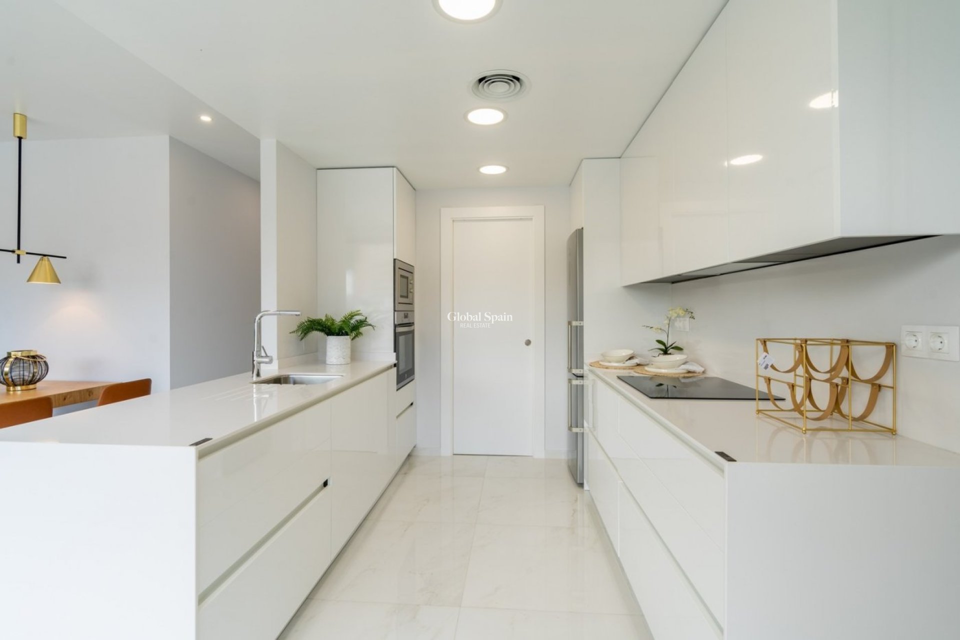 Nowo zbudowane - Apartament -
BENIDORM - Poniente