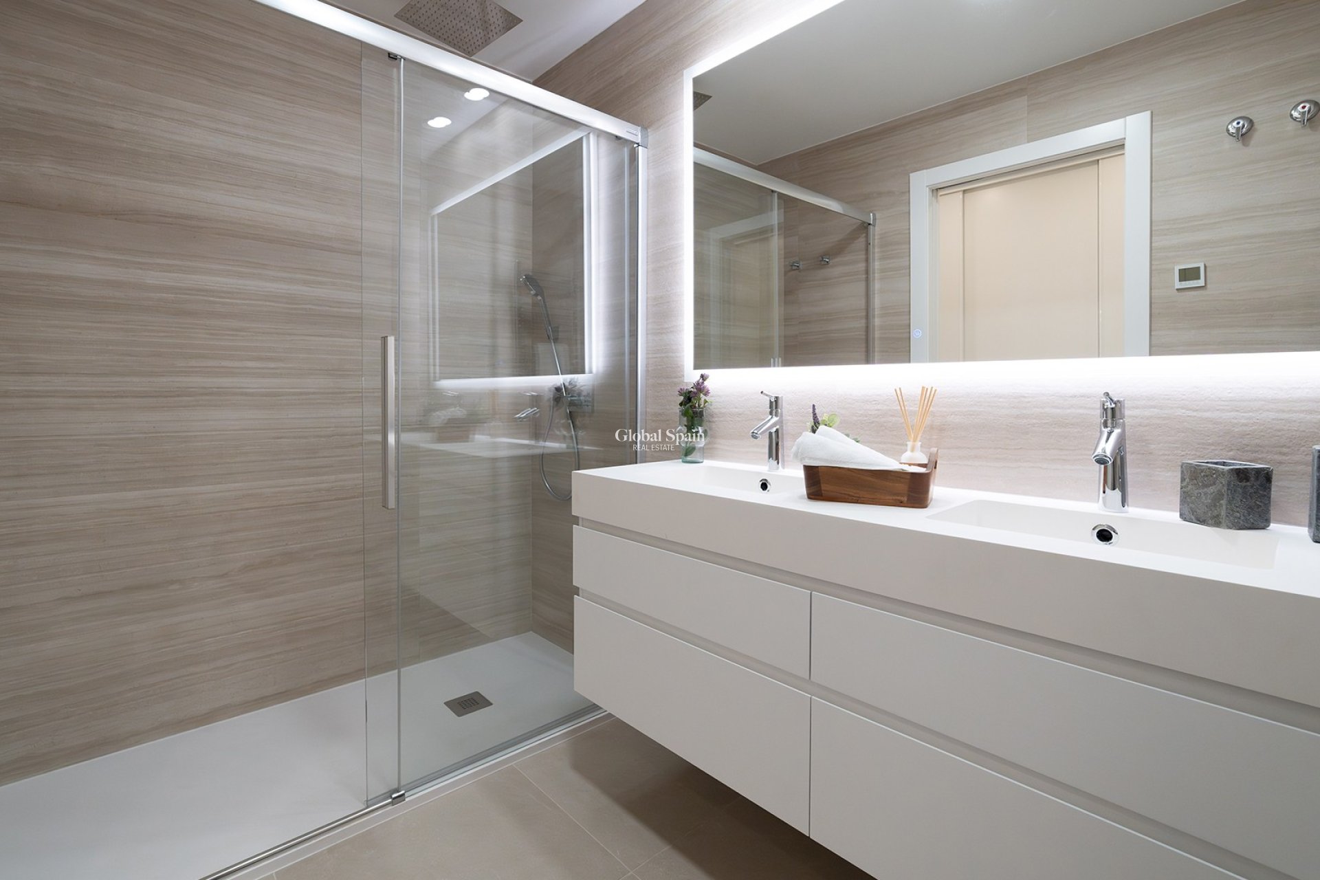 Nowo zbudowane - Apartament -
Benidorm - Zona de Poniente