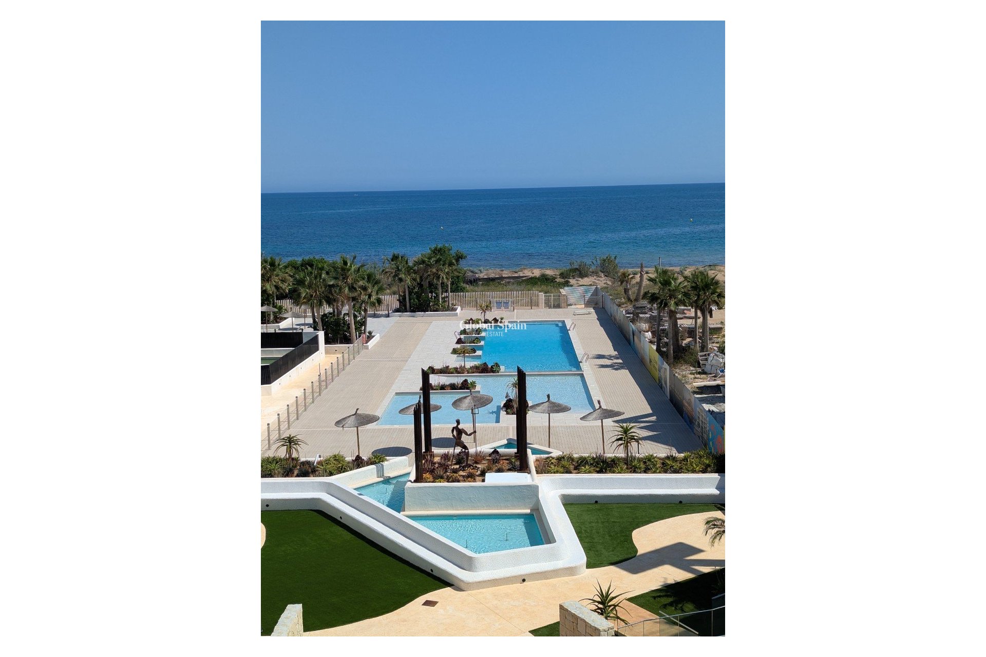 Nowo zbudowane - Apartament -
DENIA