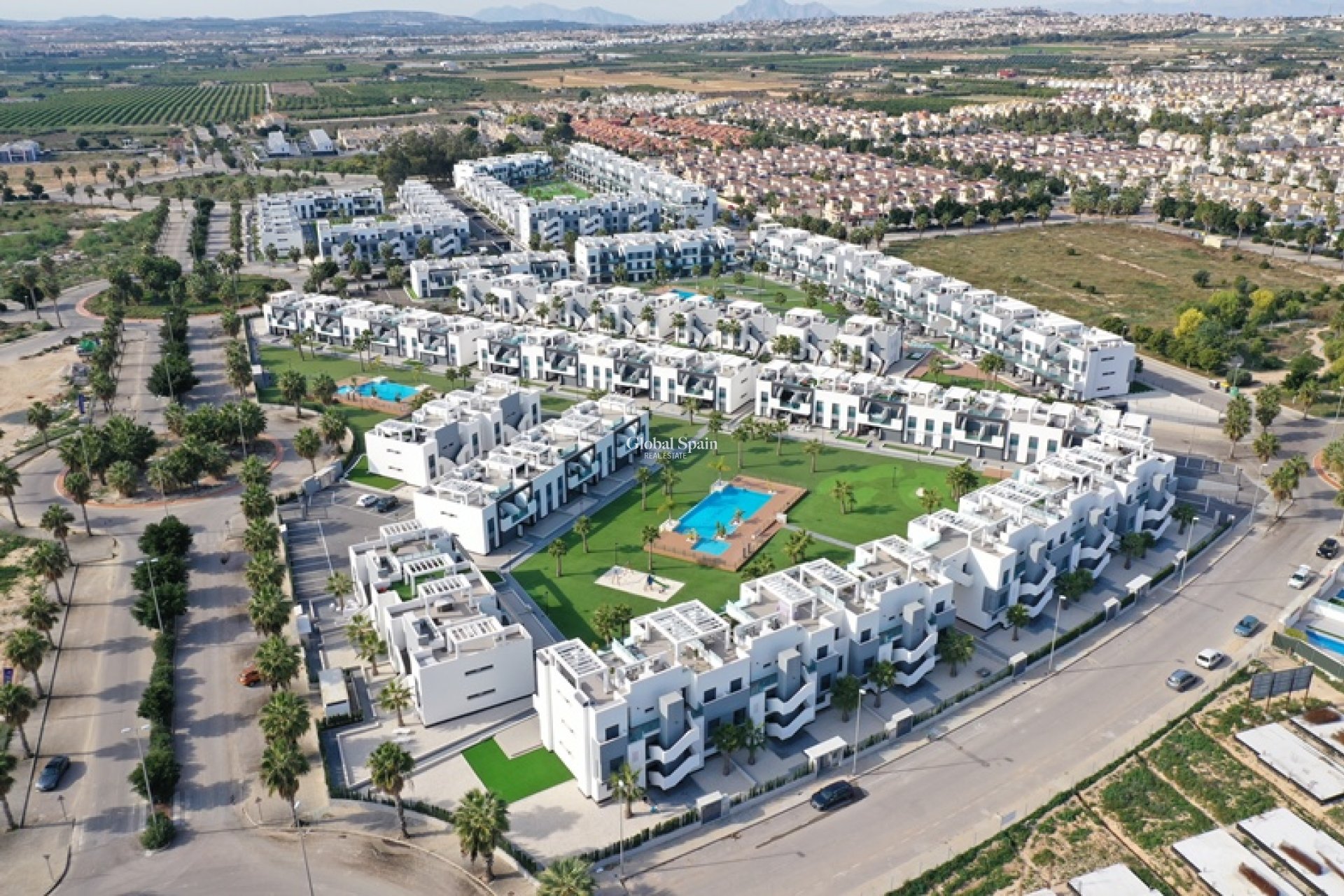 Nowo zbudowane - Apartament -
EL RASO