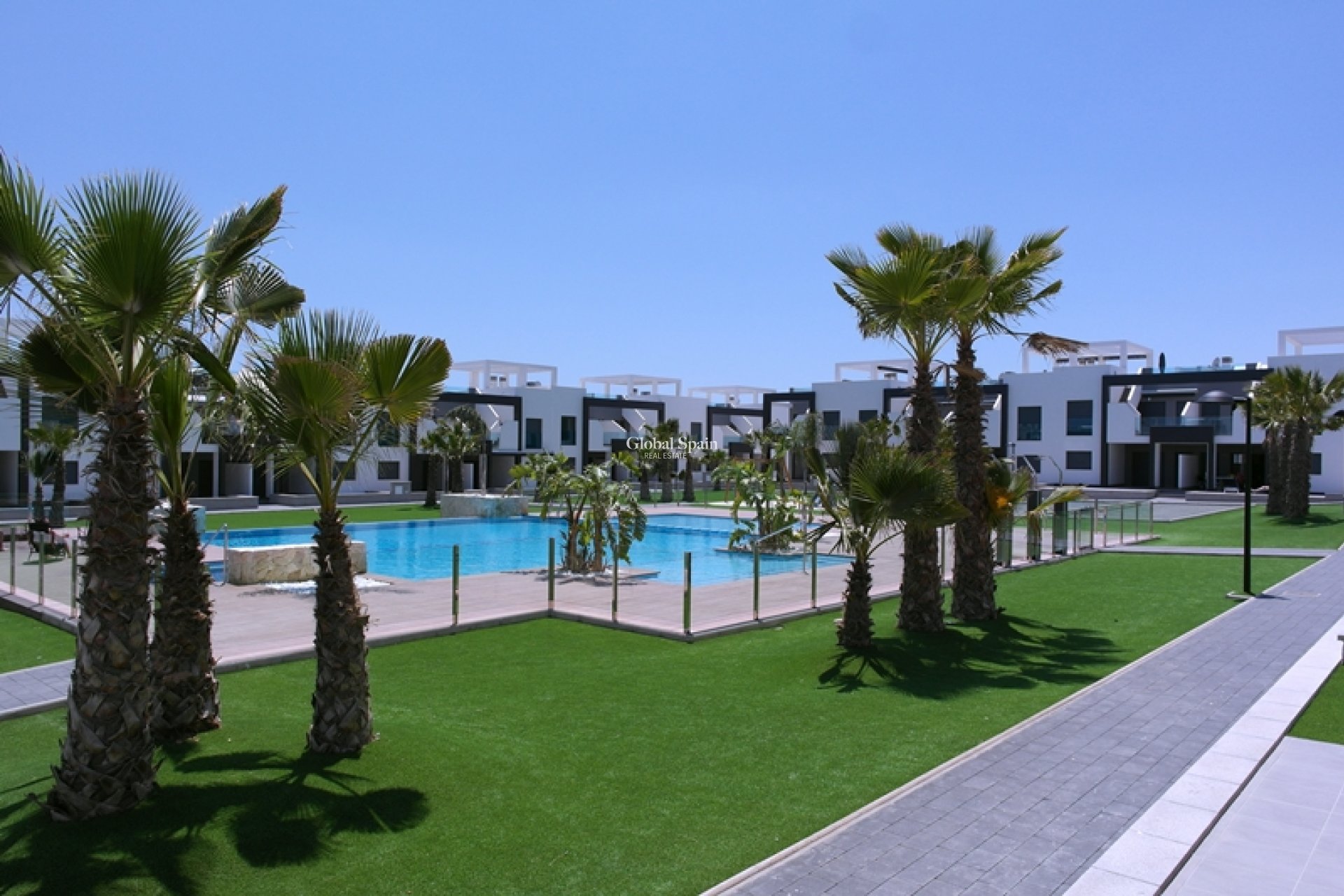 Nowo zbudowane - Apartament -
EL RASO