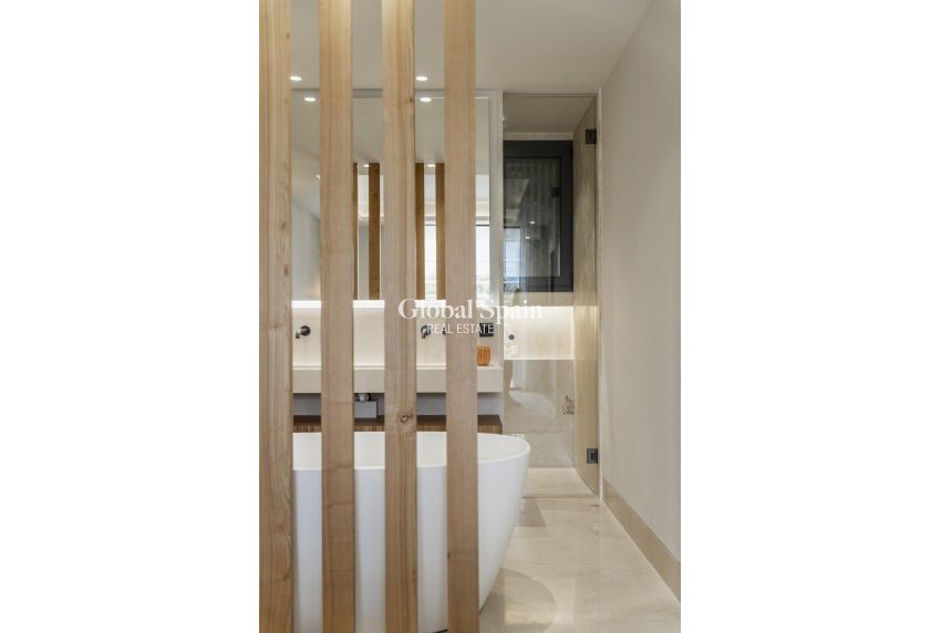 Nowo zbudowane - Apartament -
MARBELLA - 