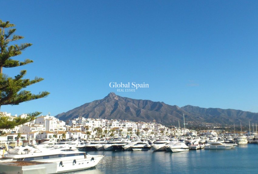 Nowo zbudowane - Apartament -
MARBELLA - 