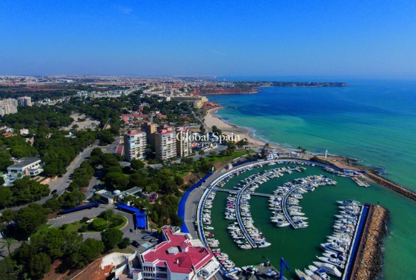 Nowo zbudowane - Apartament -
ORIHUELA COSTA - CAMPOAMOR