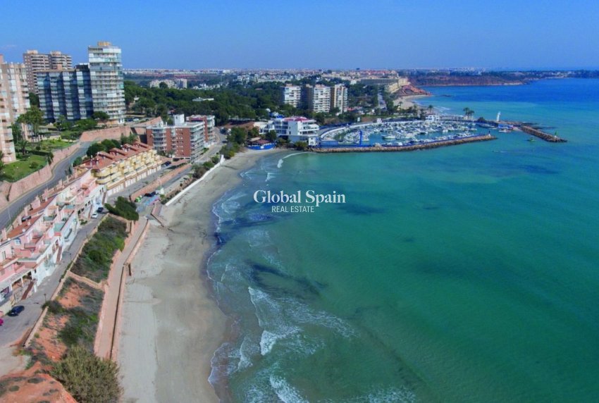 Nowo zbudowane - Apartament -
ORIHUELA COSTA - CAMPOAMOR