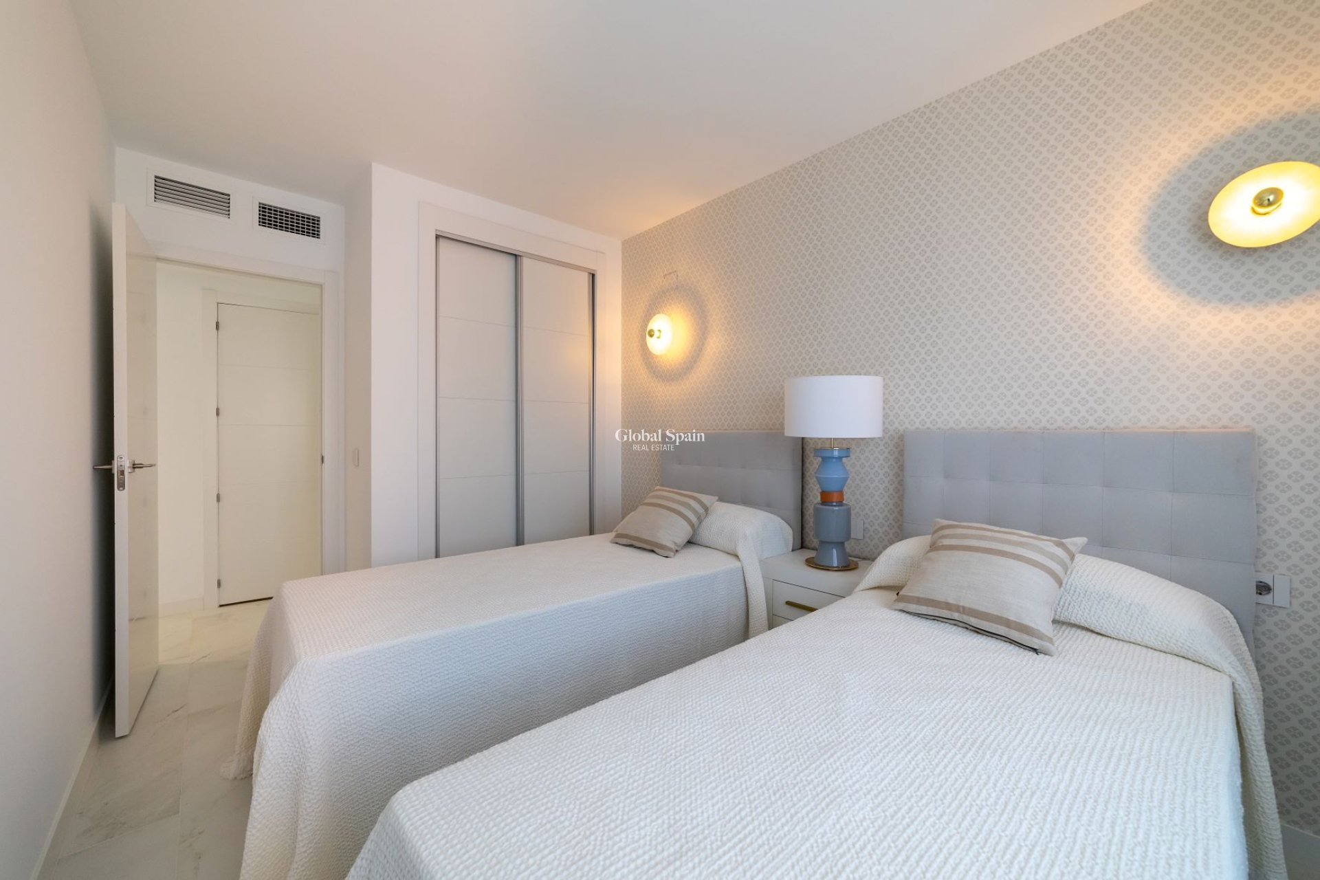 Nowo zbudowane - Apartament -
ORIHUELA COSTA - Punta Prima