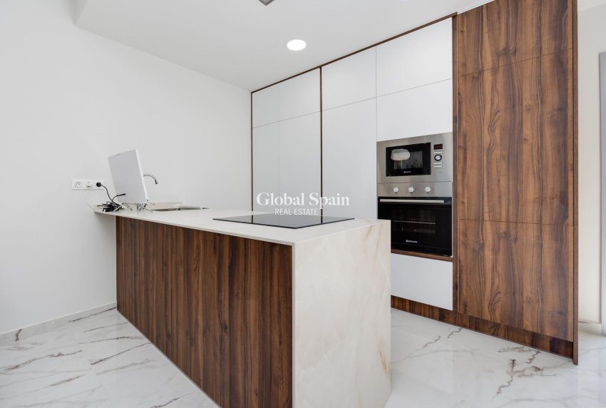 Nowo zbudowane - Apartament -
SAN MIGUEL DE SALINAS - Pueblo